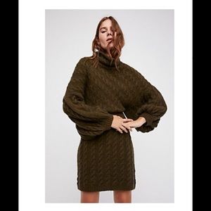 FREE PEOPLE MEANT TO BE SWEATER DRESS XS